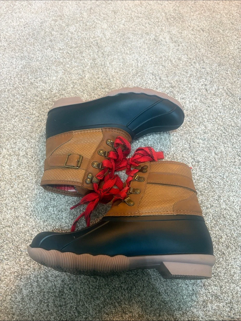 Maurices Size 7 Flannel Line Duck Boots